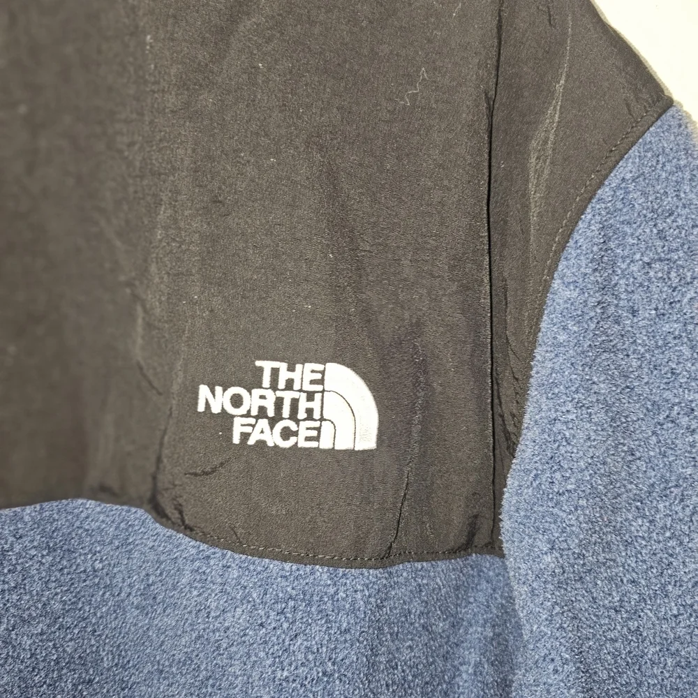 The North Face Men's Black‎ and Navy Performance Jacket